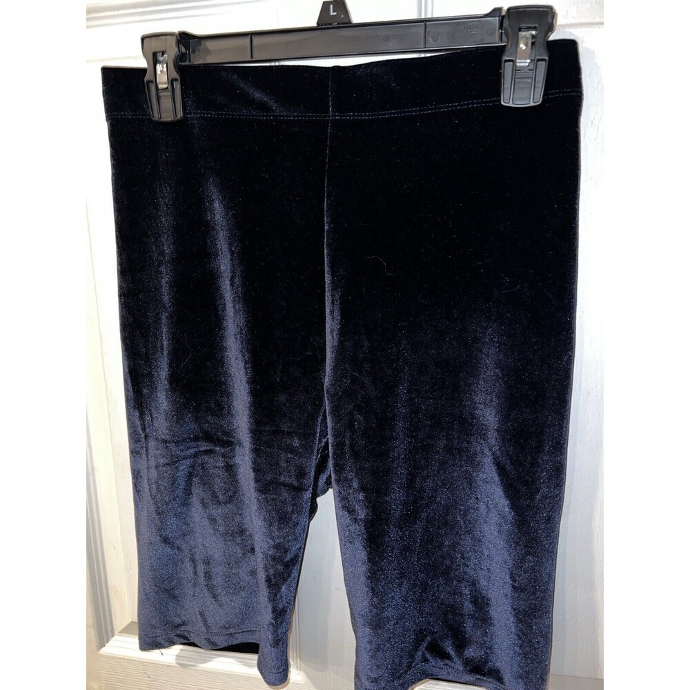 Fabletics Bike Shorts Womens Large Velour High Waisted Workout Athletic Cute New - Picture 5 of 9